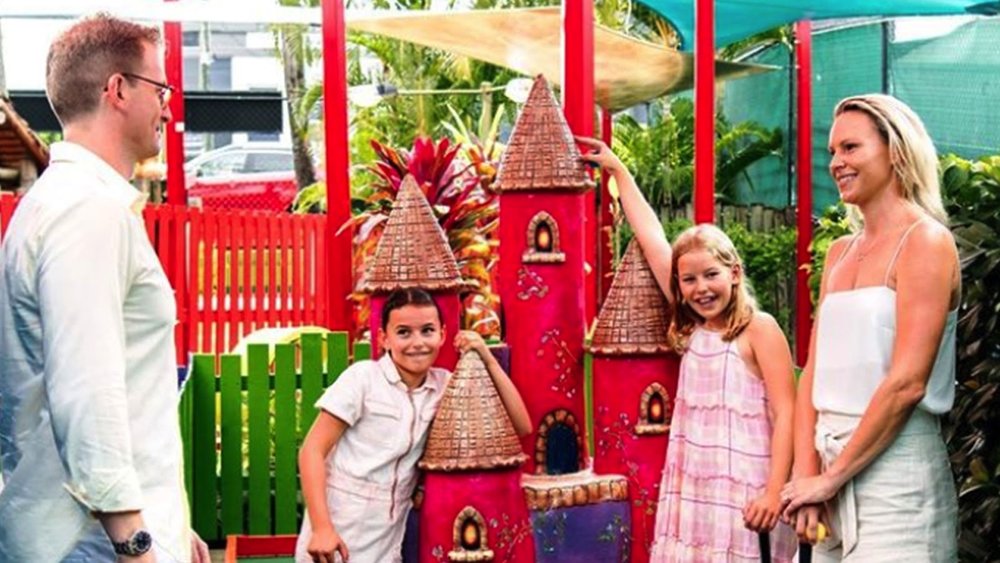 Get your competitive juices flowing and try to one-up each other at mini-golf. Image credits: @puttputtmermaidbeach on Instagram