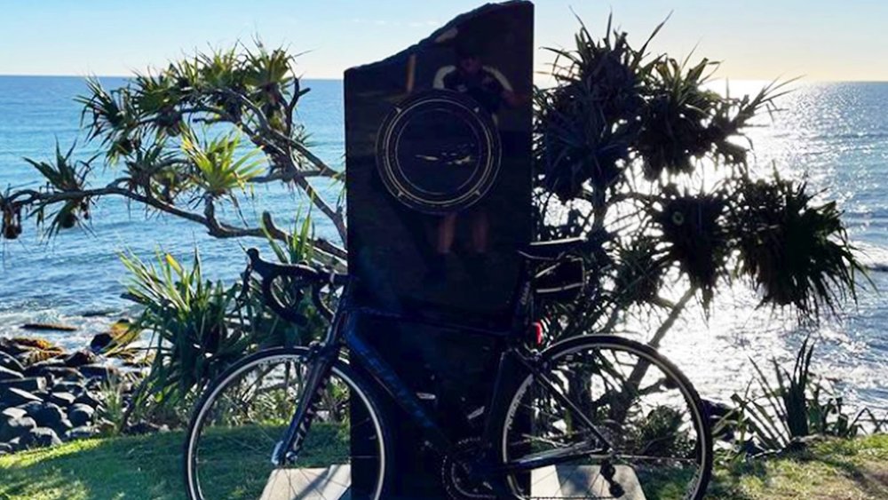 Soak up the sun on a morning bike ride near the beach. Image credits: @cjmullet01 on Instagram