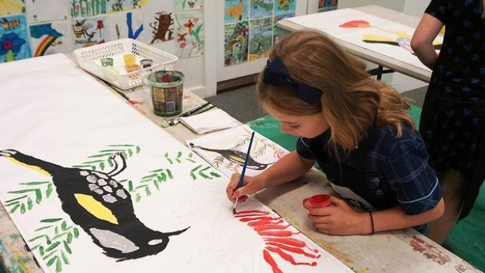 Give your kids a chance to unleash their creativity at one of Mundaring Arts Centre’s workshops Image credits : @mundaringartscentre on Instagram