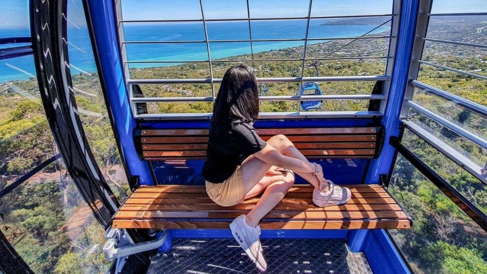 Marvel at the vast surrounds of Mornington Peninsula! Credits: @take.mhe.there from @arthursseateagle