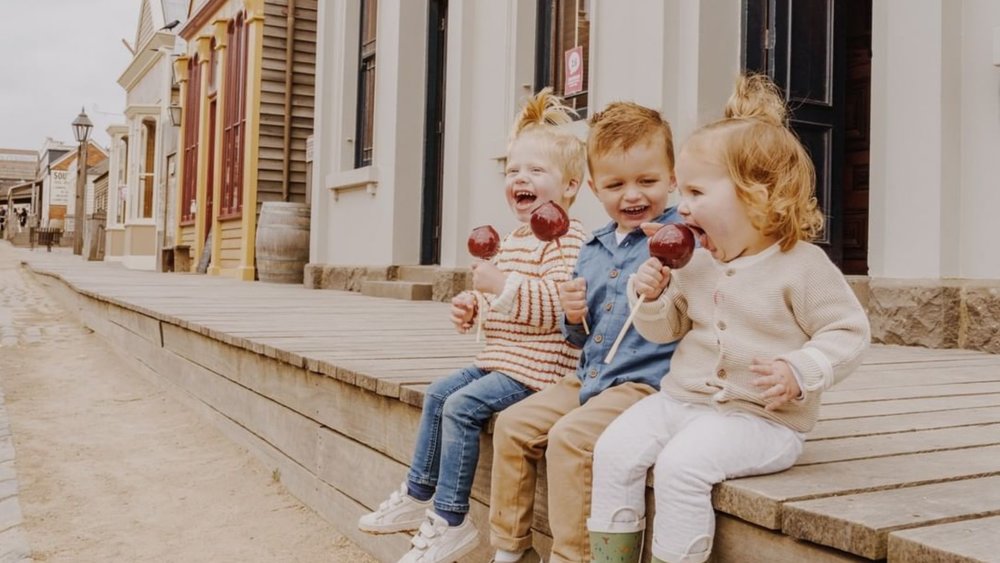  Children will love the candied apples at Sovereign Hill! Credits: @sovereignhill