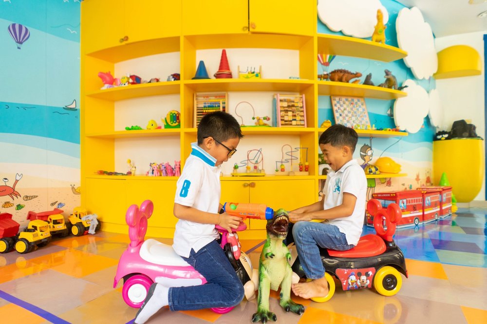 holiday inn resort phuket kids club 