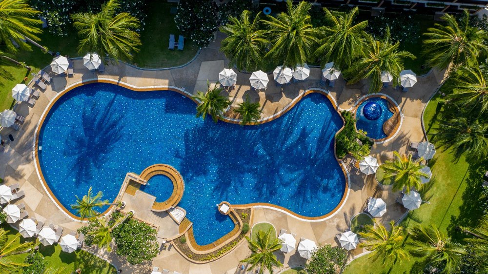 katathani aerial pool