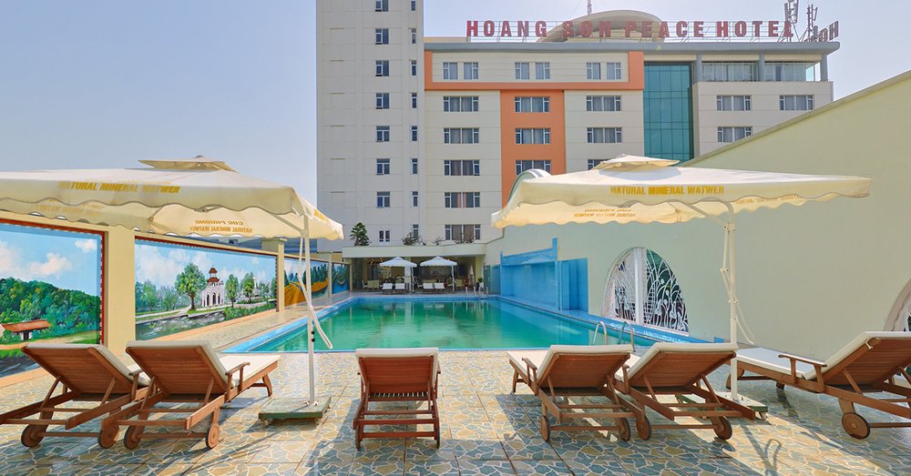 Khách Sạn Hoàng Sơn Peace Ninh Bình