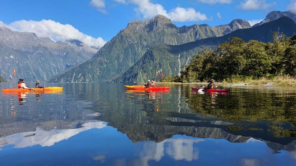 Paddle your way around the pristine waters of Milford Sound .Credit: @southerndiscoveries