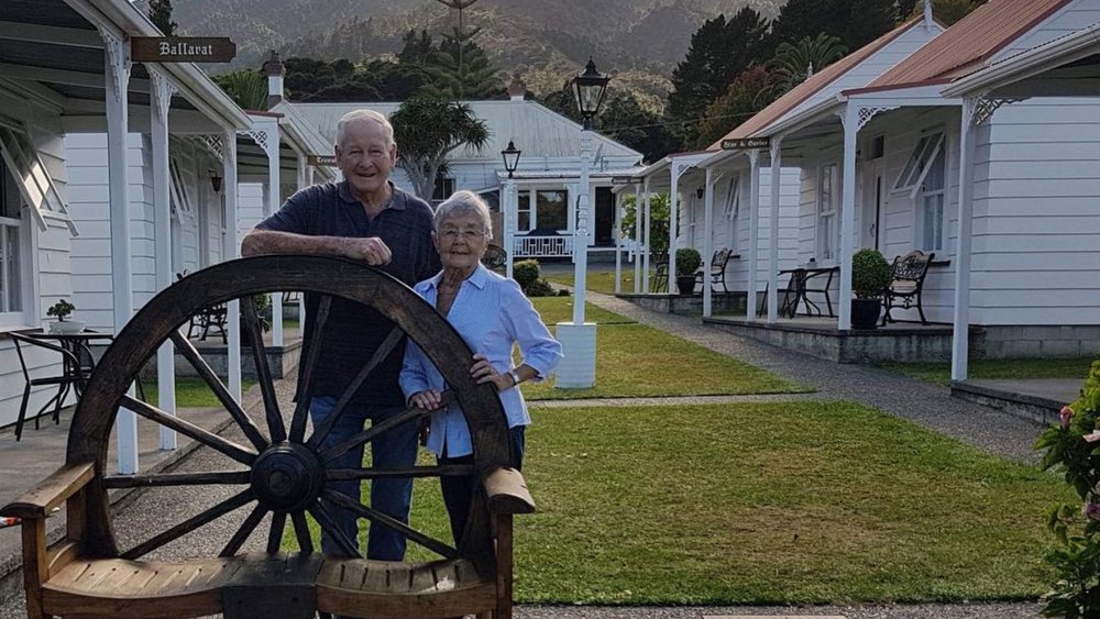 Reignite the romance when you stay in Coromandel Cottages! Image credits: @coromandel_cottages