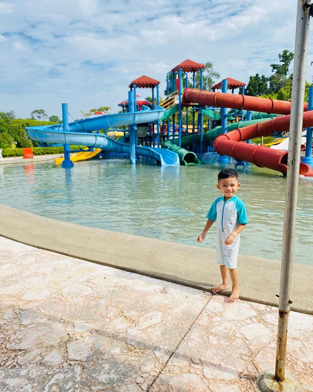 Melaka Wonderland Theme Park best theme park in Melaka Malaysia