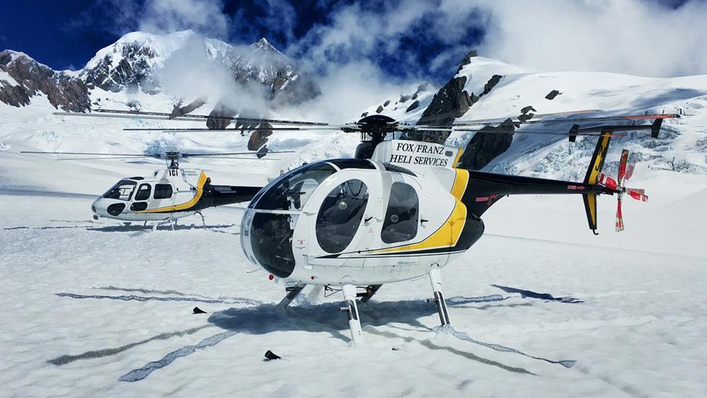 Get the best views of the glaciers from the skies. Image credits: @heliservices.nz