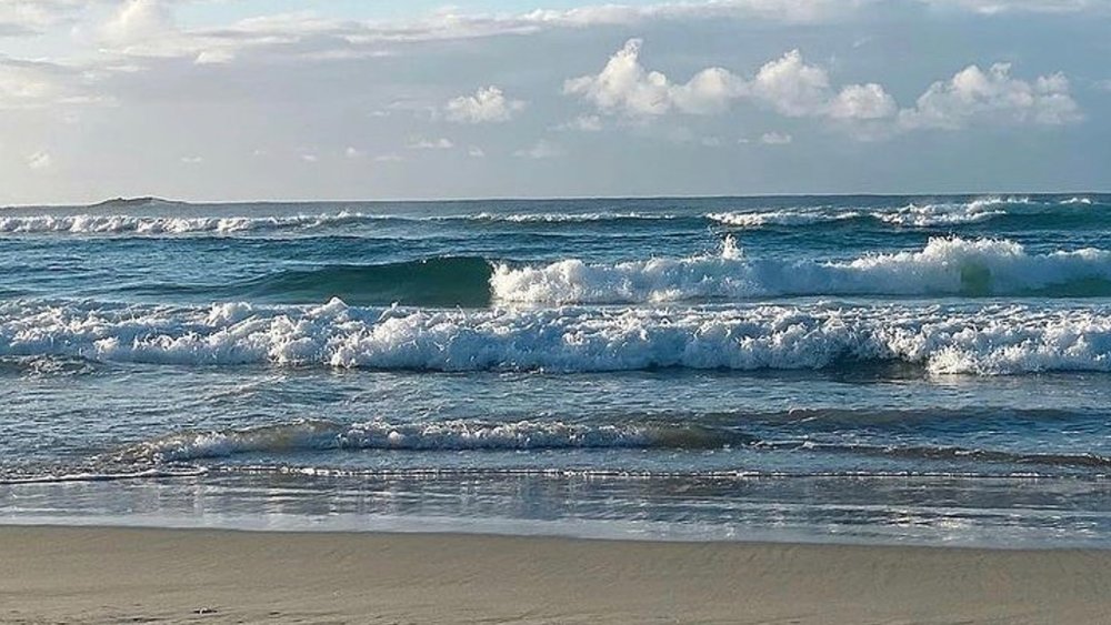 Admire the golden sand beach and crystal clear water. Credit: @Lydi.a1535  