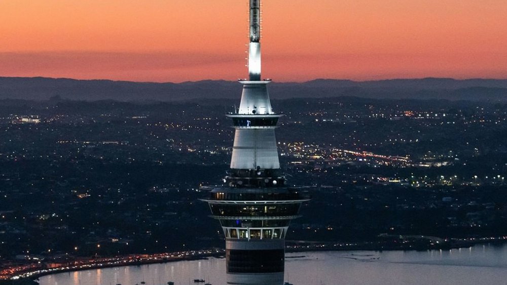 Get unbeatable views of the Auckland skyline from the top! Credit: @skytower_nz on Instagram