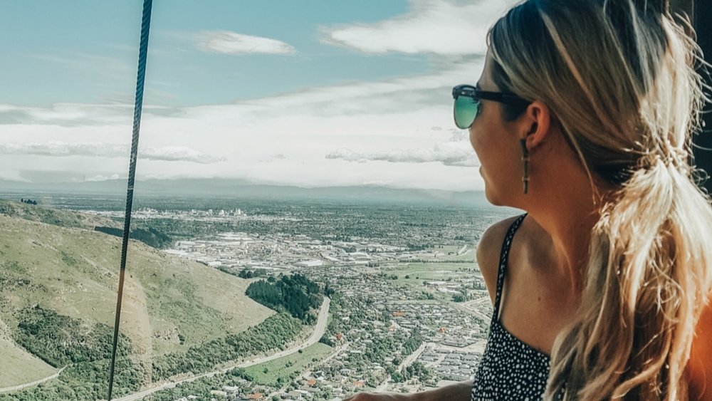 Take in the fantastic scenery of Christchurch from above! Image credits: @sammydaviesxx