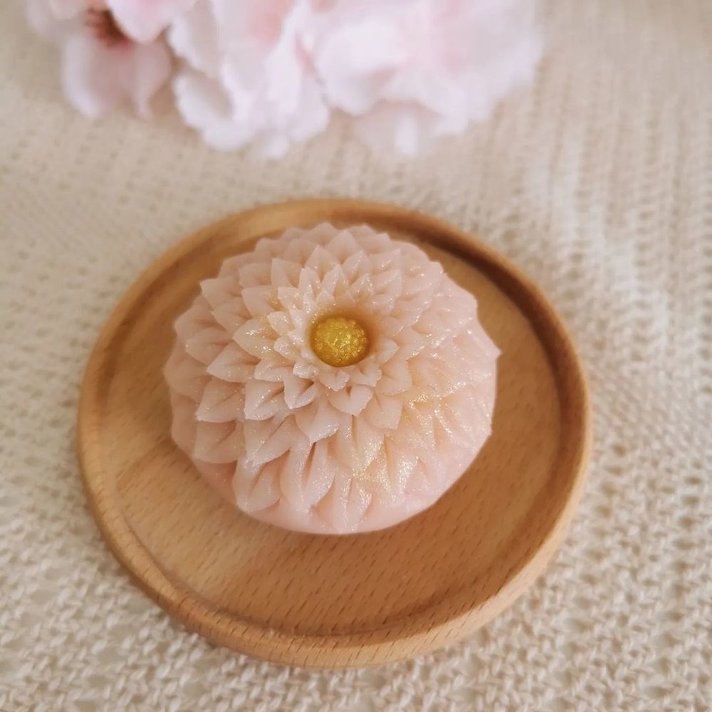 12 Aesthetic, Chic, And Unique Mooncake Gift Sets That Are Perfect For