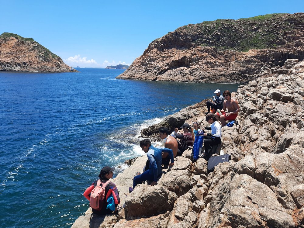 Coasteering people Sai Kung, HK