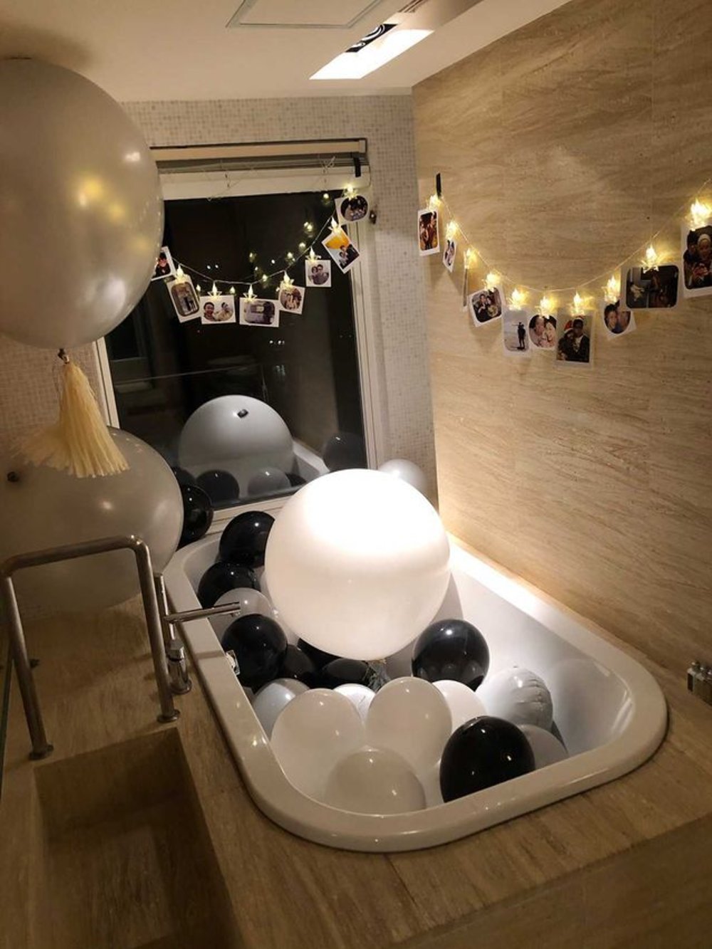 房內設有大浴缸,空間感特別大,適合佈置。(Instagram @panda_karenyiu 圖片)