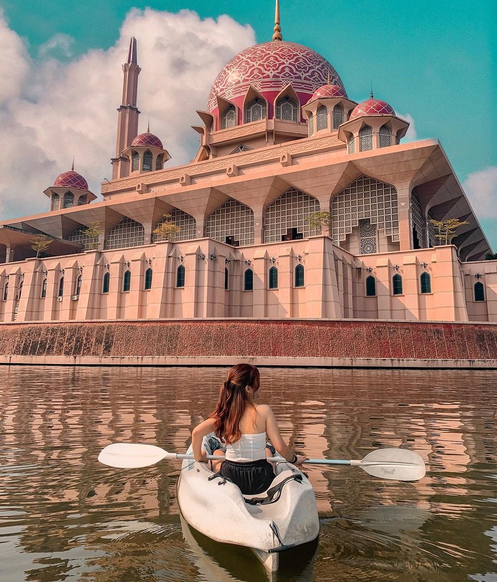 Putra Mosque Pink Mosque beautiful Muslim religious site in Malaysia