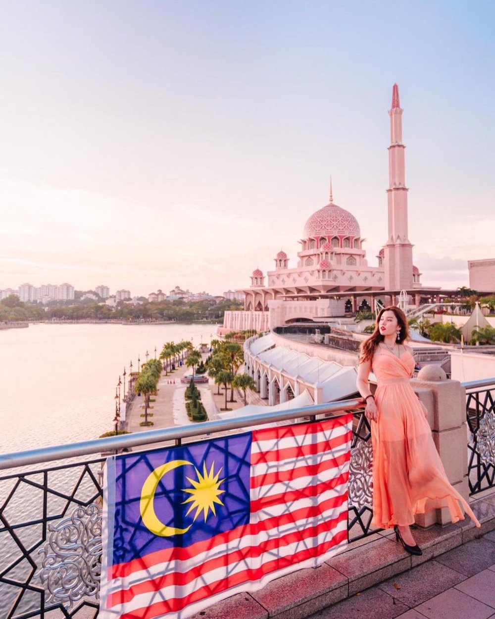 Putra Mosque Pink Mosque beautiful Muslim religious site in Malaysia