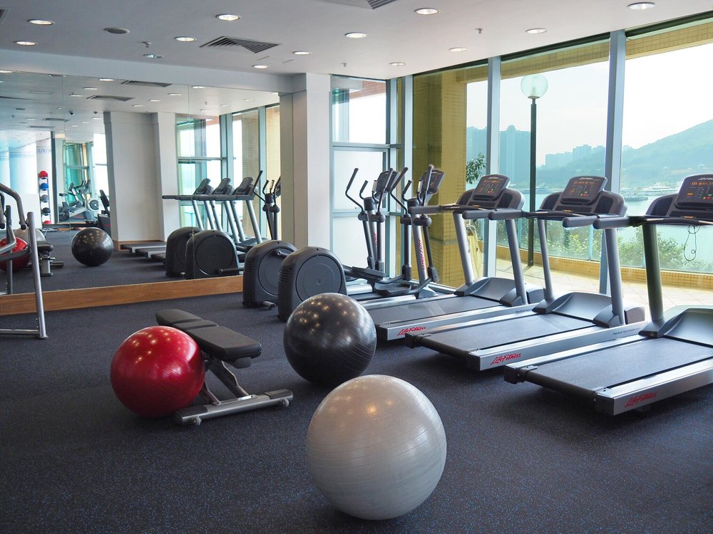健身室亦面向海景，特別有動力做運動