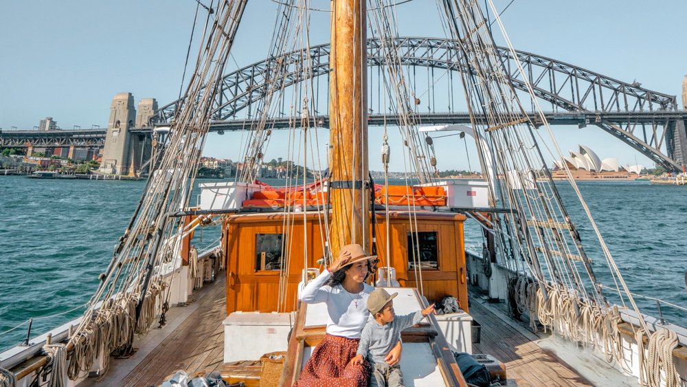 sydney harbour boat
