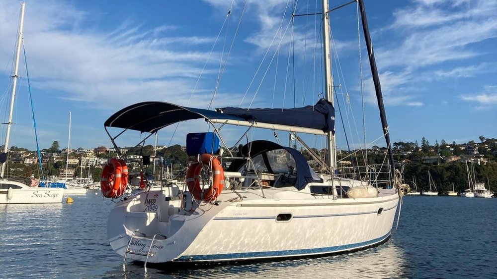 Cutting Loose is perfect for an intimate party of seven! Image credits: @champagne_sailing on Instagram