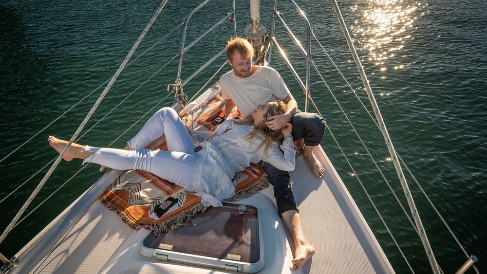 Set the romantic atmosphere aboard a luxury yacht!