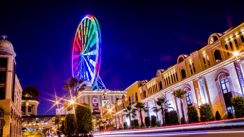 義大必玩設施：摩天輪