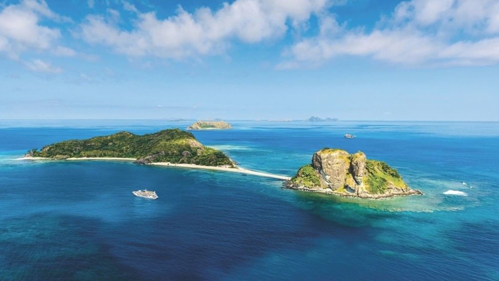 There’s plenty of ground (across 333 islands!) to cover in Fiji! Image credits: @bluelagooncruises on Instagram