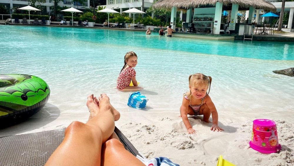 Make great memories with your kids at Port Douglas! Credits: @flavoursandflowers