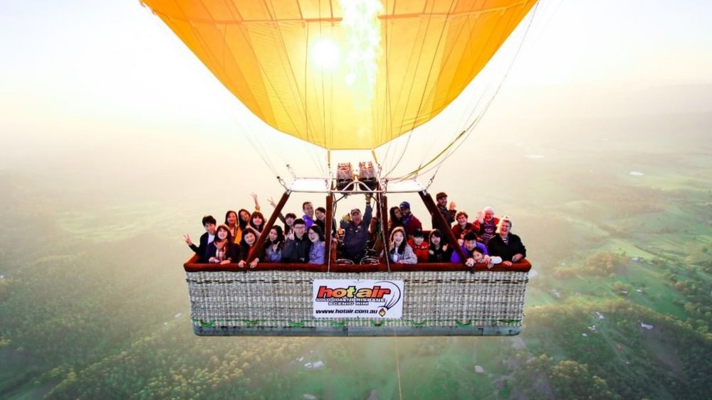Have fun with the gang as you sail through the sky! Credits: @hotairballoonbrisbane