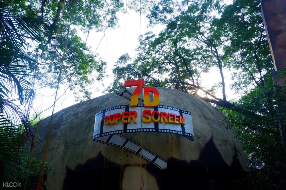 7d super screen at dinosaur island