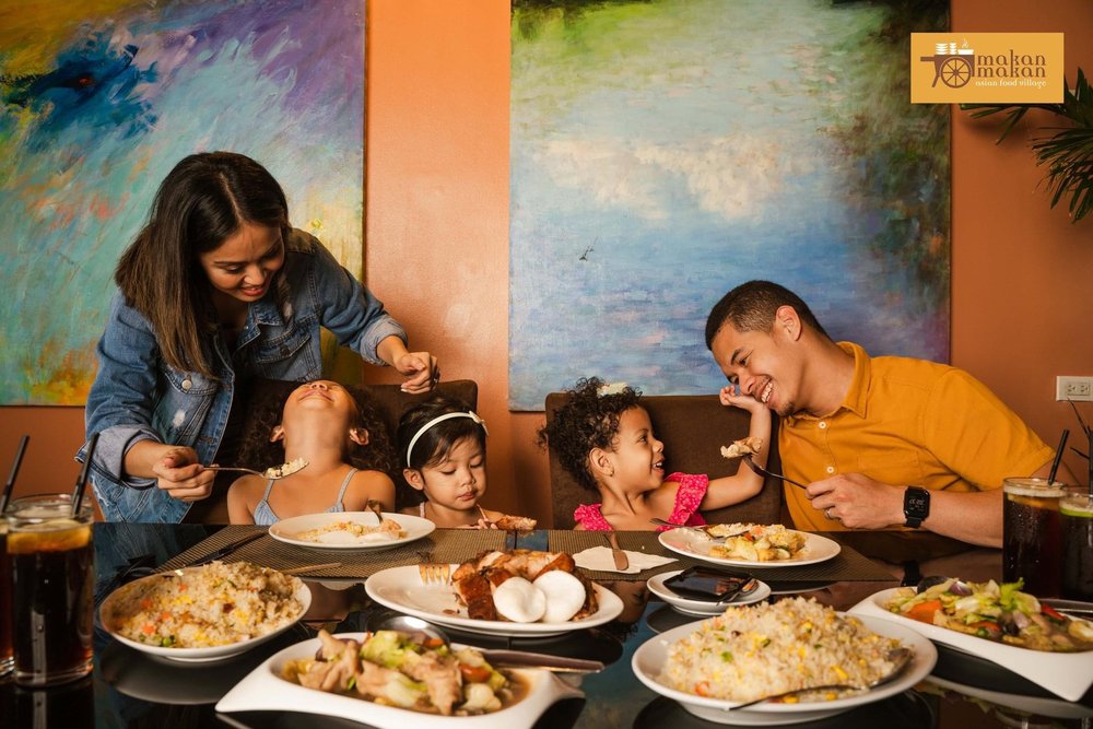 family dining at makan makan at manila ocean park