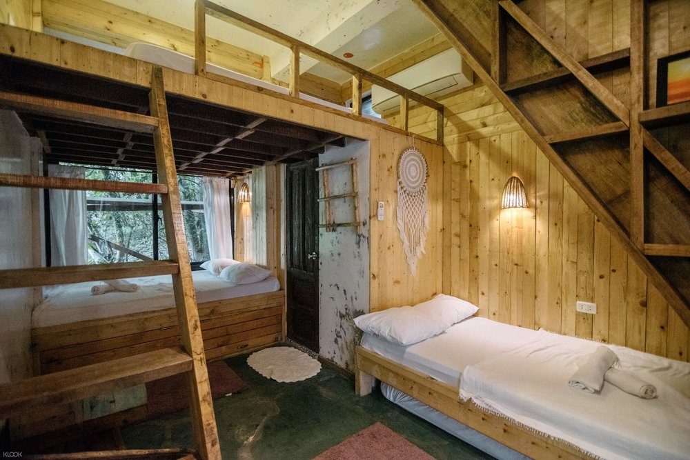 alon and sandy guest room