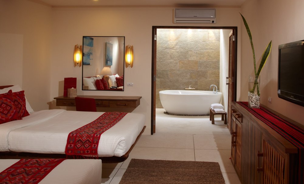 premiere deluxe rooms at bluewater panglao
