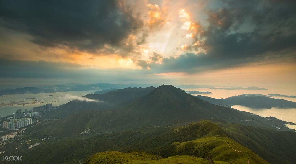 lantau peak sunrise climb