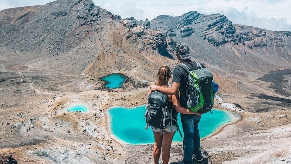 Enjoy the scenic views of Tongariro Crossing! Image credits: @flipflopwanderers from @tongarirocrossing