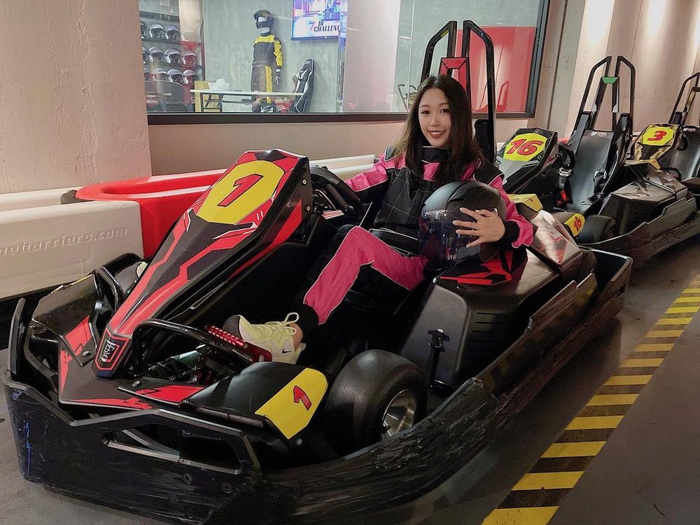 大大架電動高卡車,駕車手感更好。(Instagram @miaa.jpg)