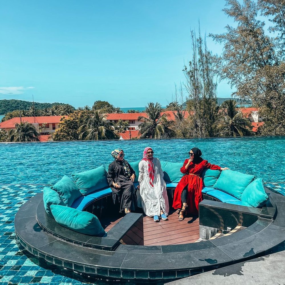 aloft hotel pantai tengah langkawi affordable budget family trip