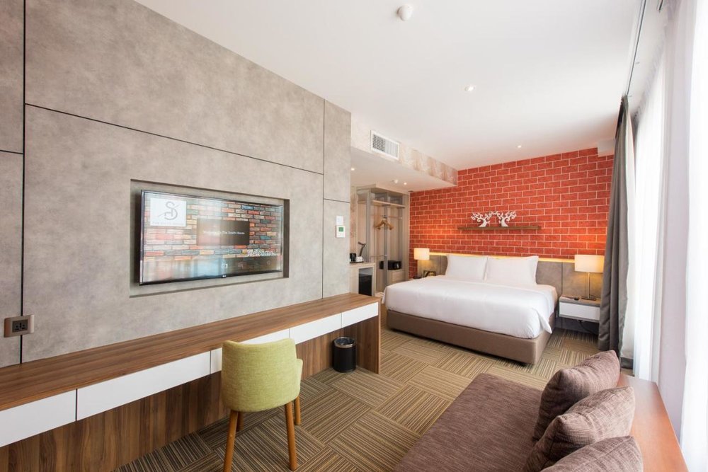 the smith hotel langkawi affordable budget cheap family trip