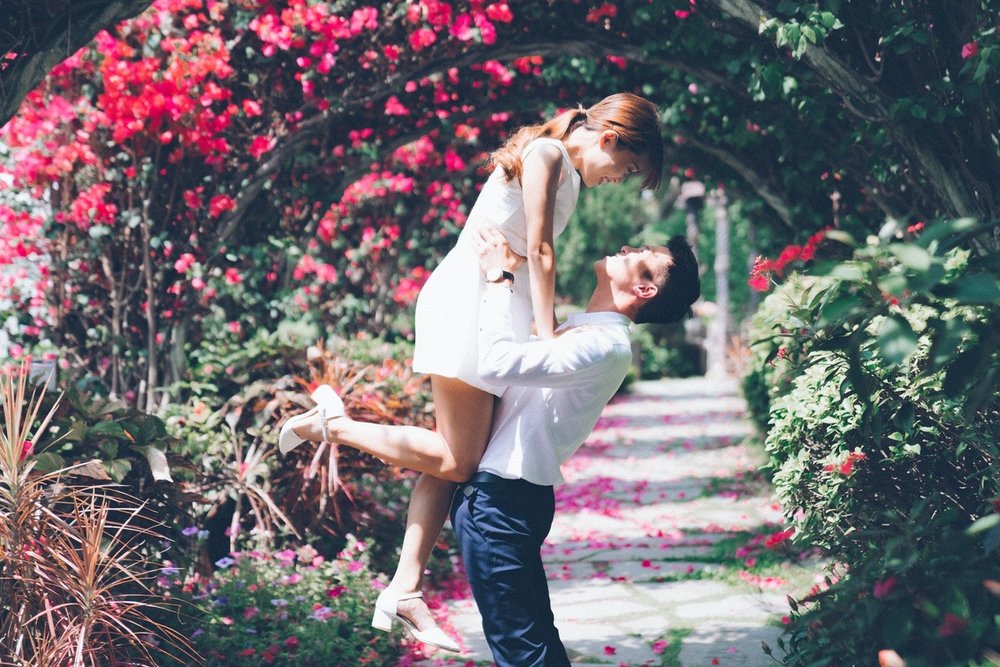 平日拍拖難有高質放閃照,不如找專業人士代勞。