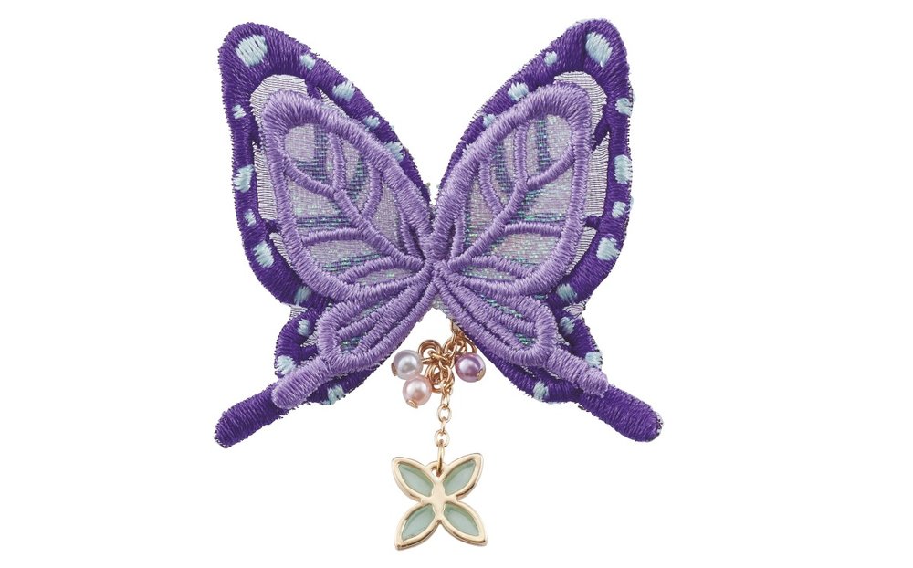 イヤーカフ：1,900円