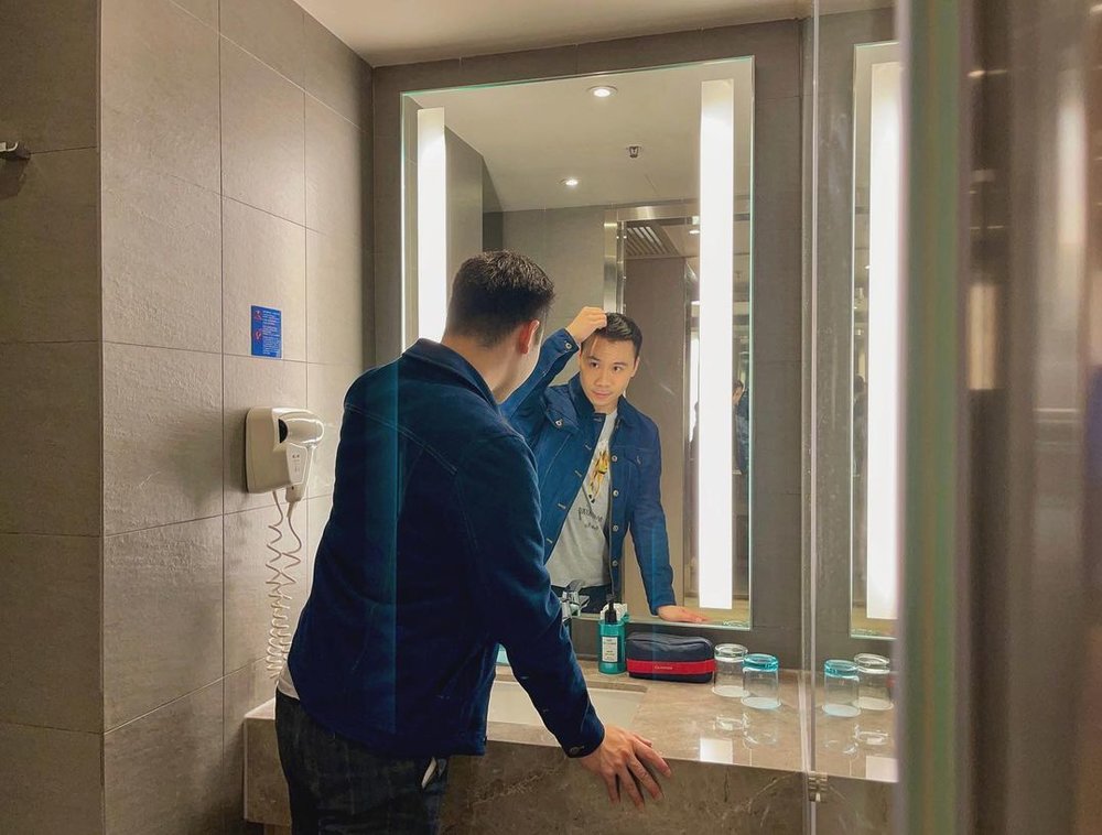 房間浴室闊落，做完Gym回房沖洗剛好。(Instagram @manwick)