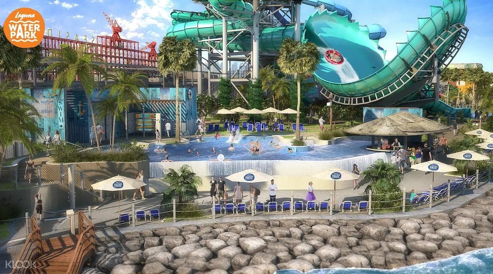 Try all the state-of-the-art waterslides at Laguna waterpark