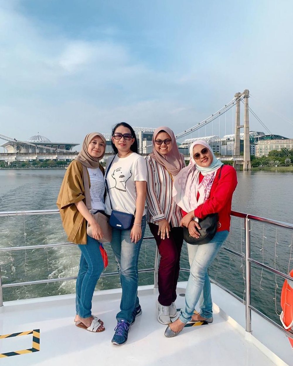 Putrajaya Cruise Tour best thing to do in Putrajaya