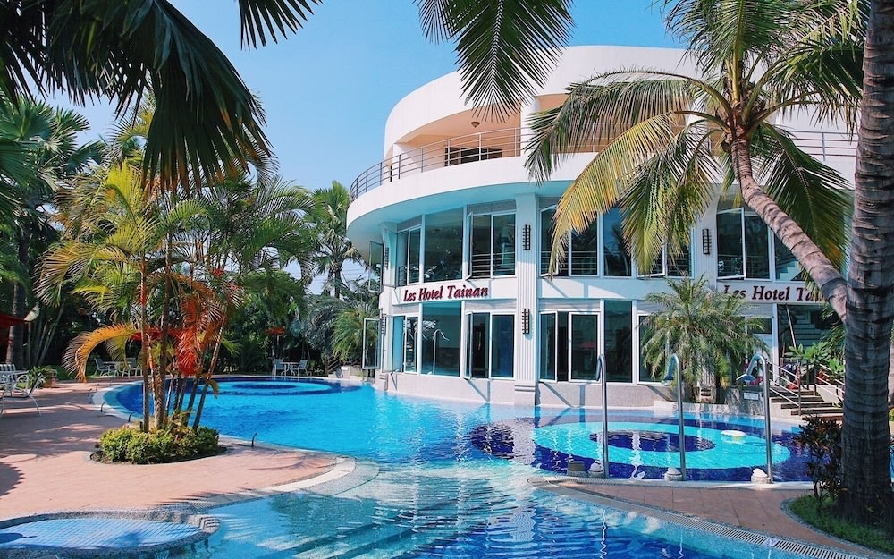 台南平價飯店：台南商務會館