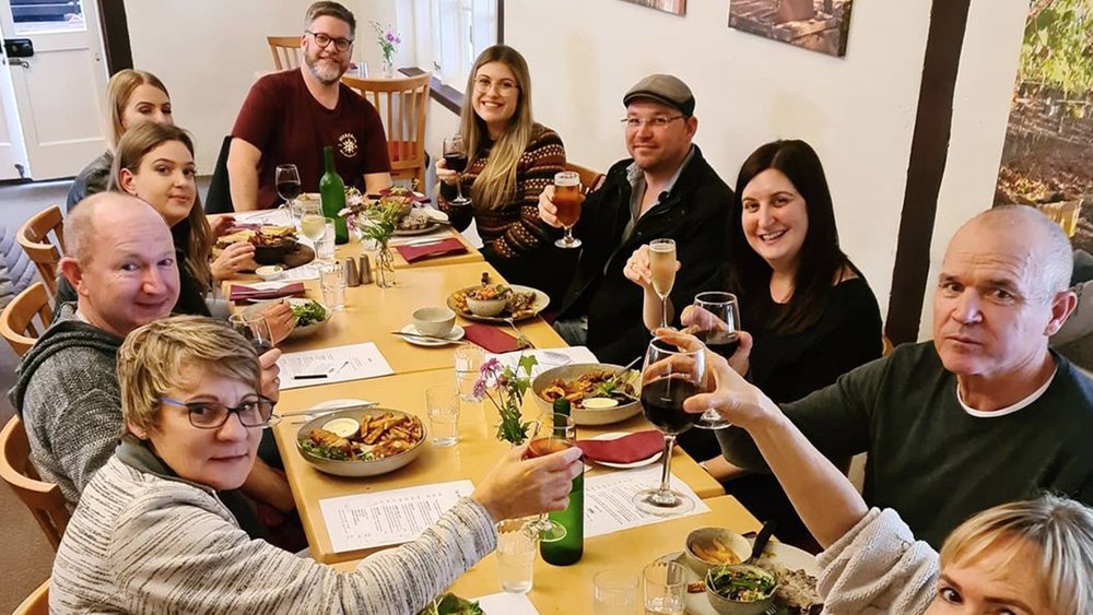 It’s a whole day of foodie delight—with premium wines too, of course! Image credits: @harvesttourswa on Instagram