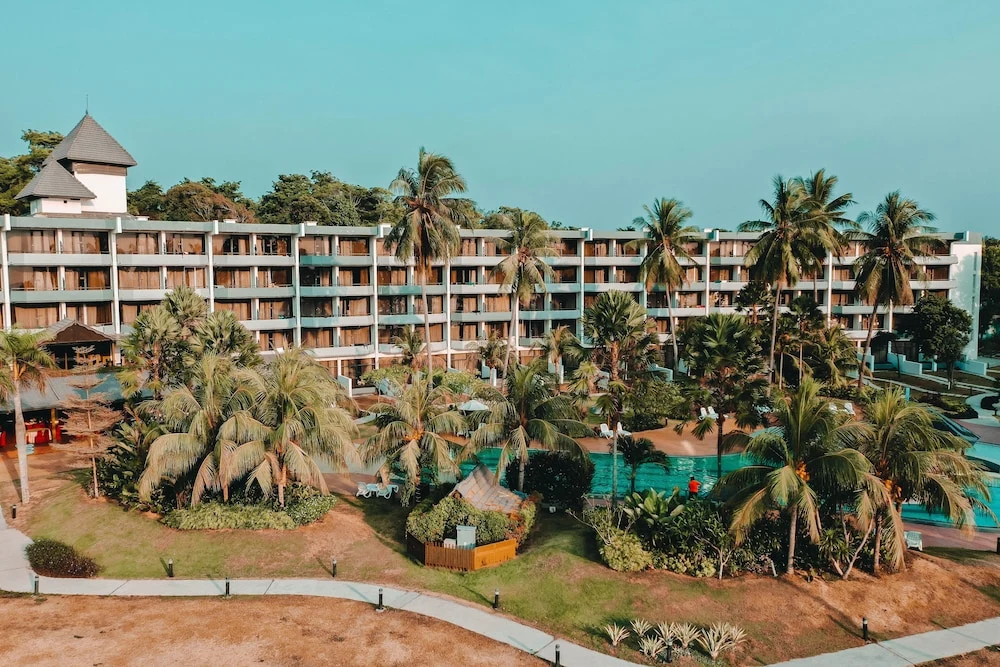 Tunamaya Beach & Spa Resort best hotel in Desaru Johor