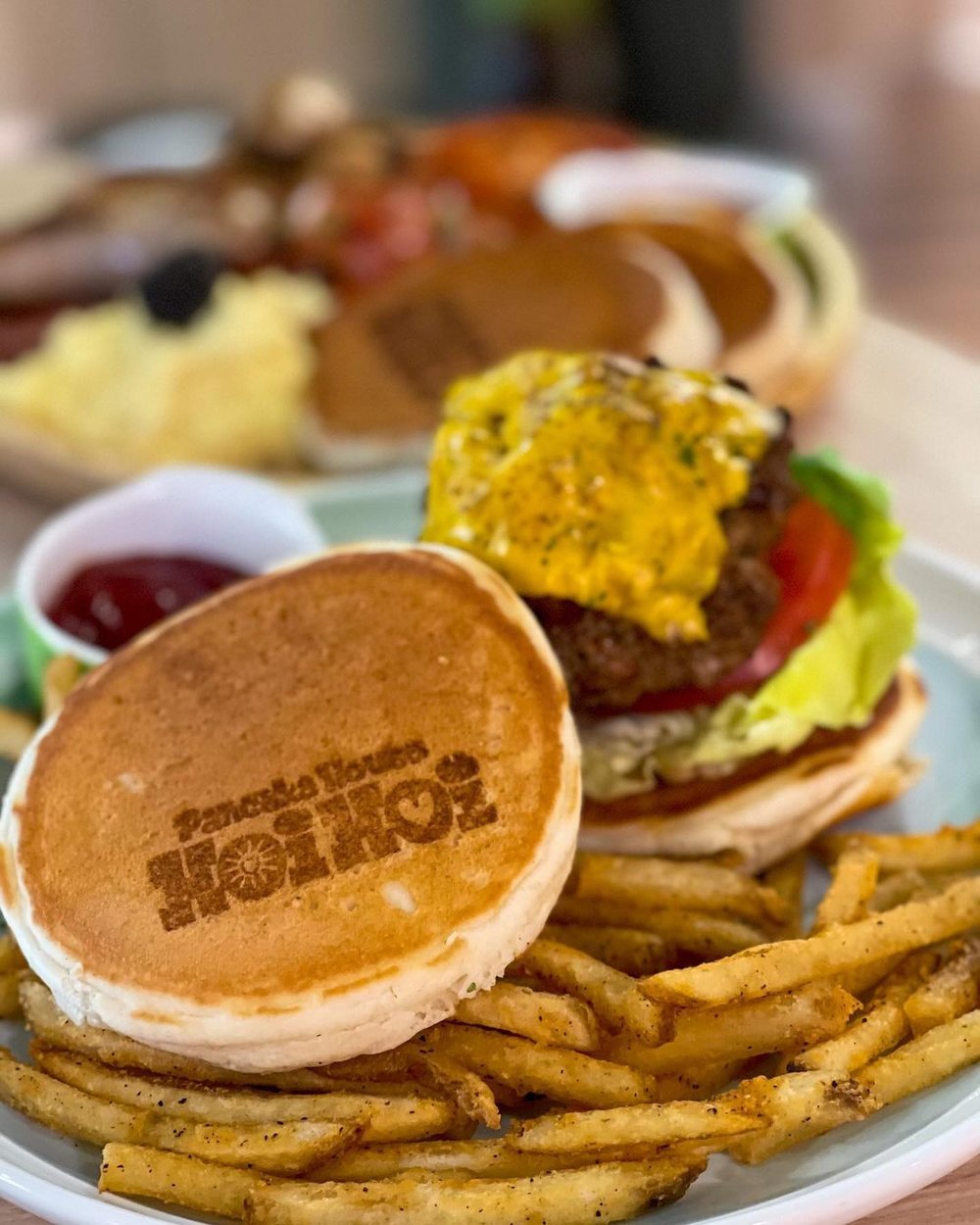 除了班戟亦有用Pancake做的漢堡包。(Instagram @boogie_dailylife)