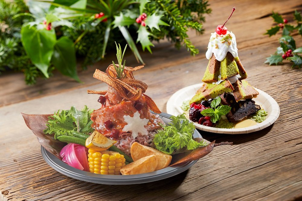 ディスカバリー・レストランに初のクリスマスメニューが登場