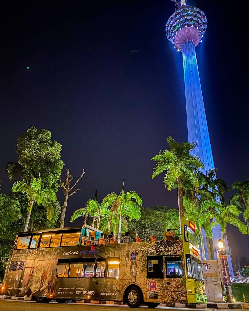 things to do at night kl city of lights tour hop on hop off