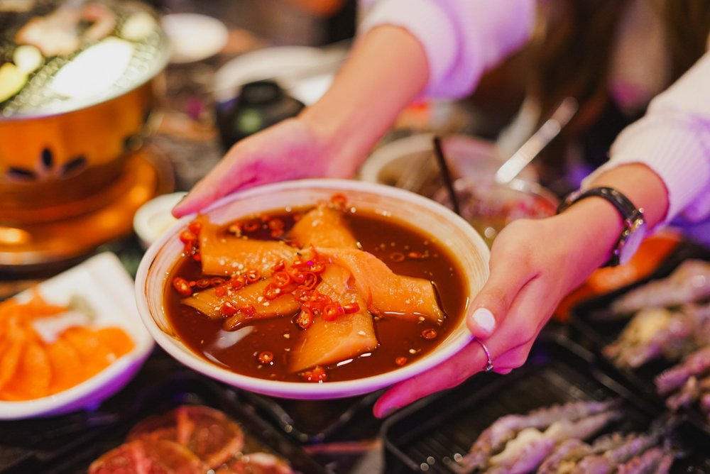 แซลมอนดอง ซูกิชิ