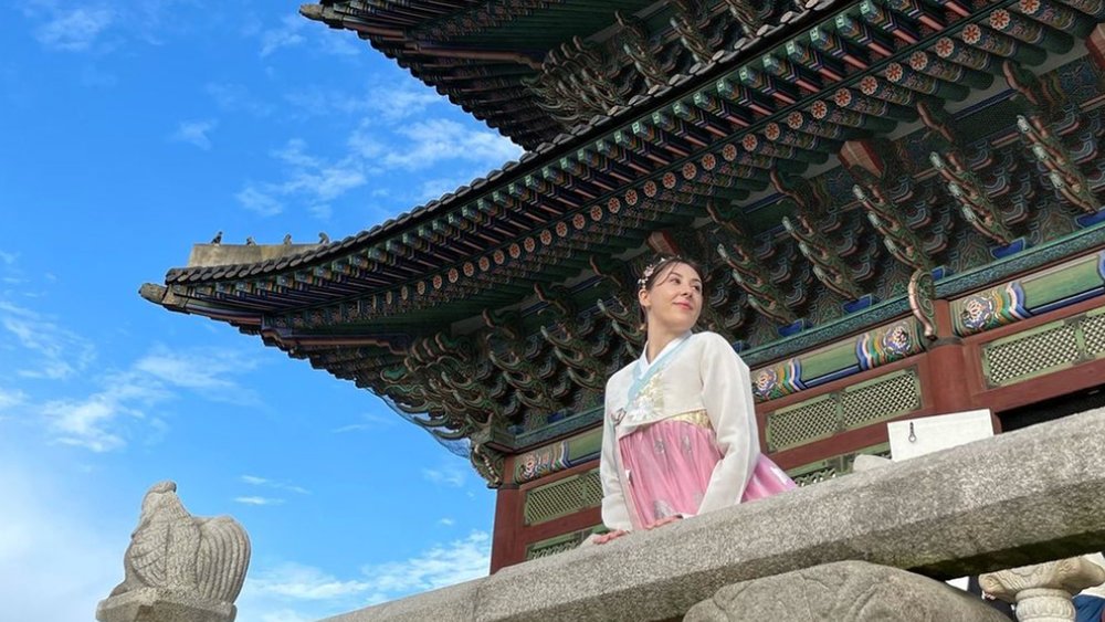 Discover how the ancient kings and queens of the Joseon dynasty lived as you explore Gyeongbokgung Palace. Image credit:@kellyinkorea